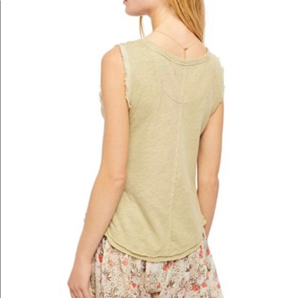 Free People green distressed tank top - Picture 2 of 7